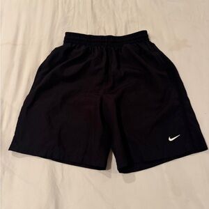 Nike boys xl Black Shorts